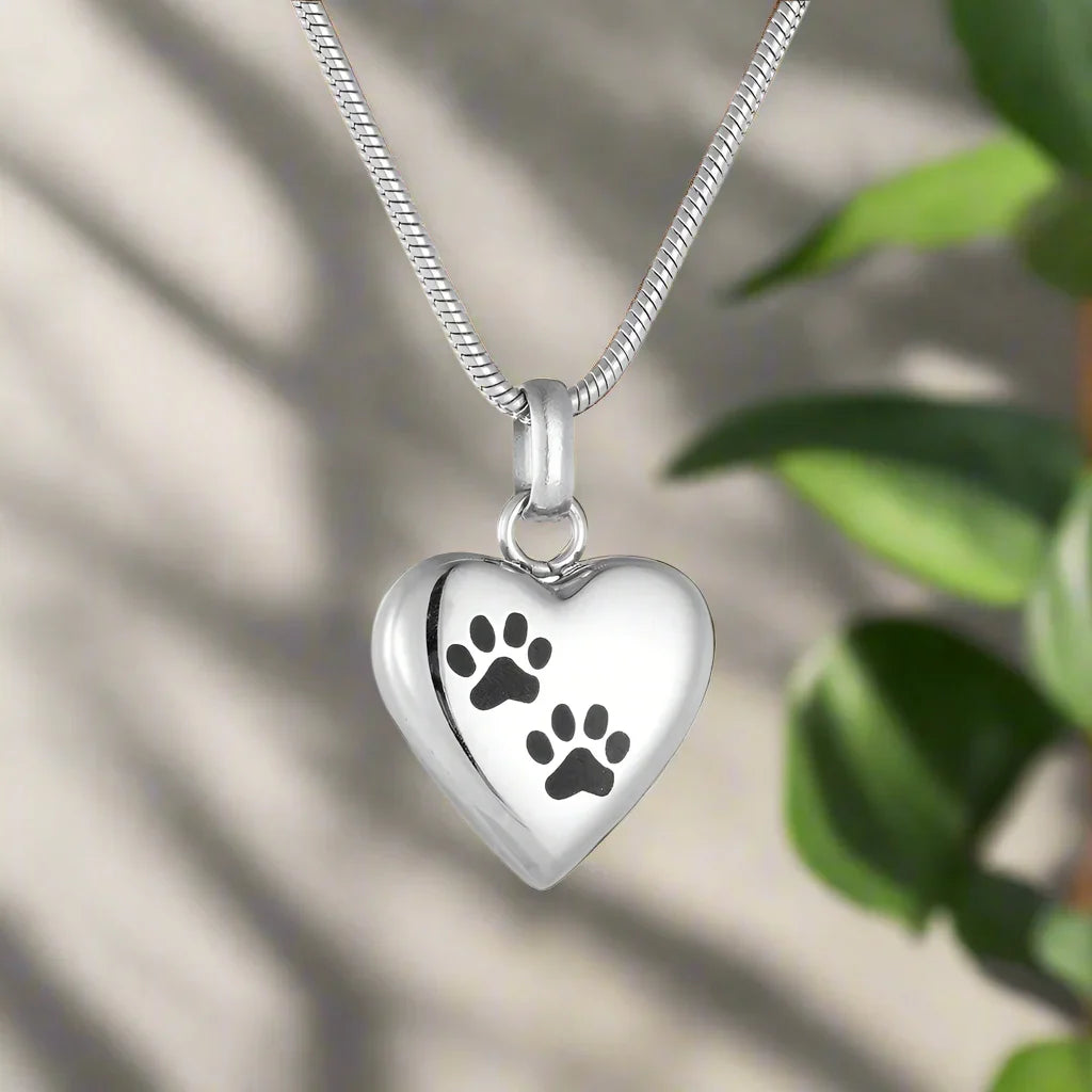 Collar de Urna Conmemorativa para Mascotas – Colgante en Forma de Corazón con Grabado de Huella