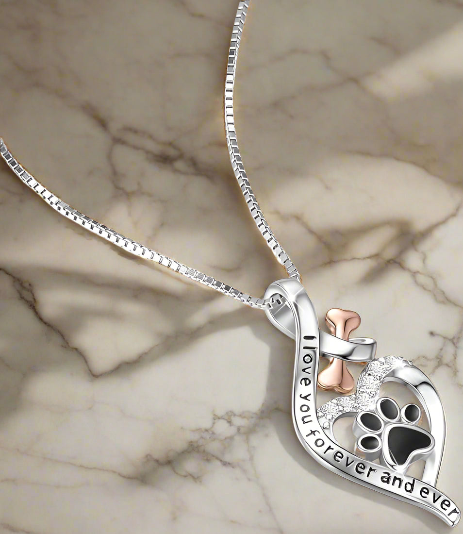 Collar Patita de la Suerte con Corazón, Hueso e Infinito – Pendiente “Siempre en Mi Corazón”